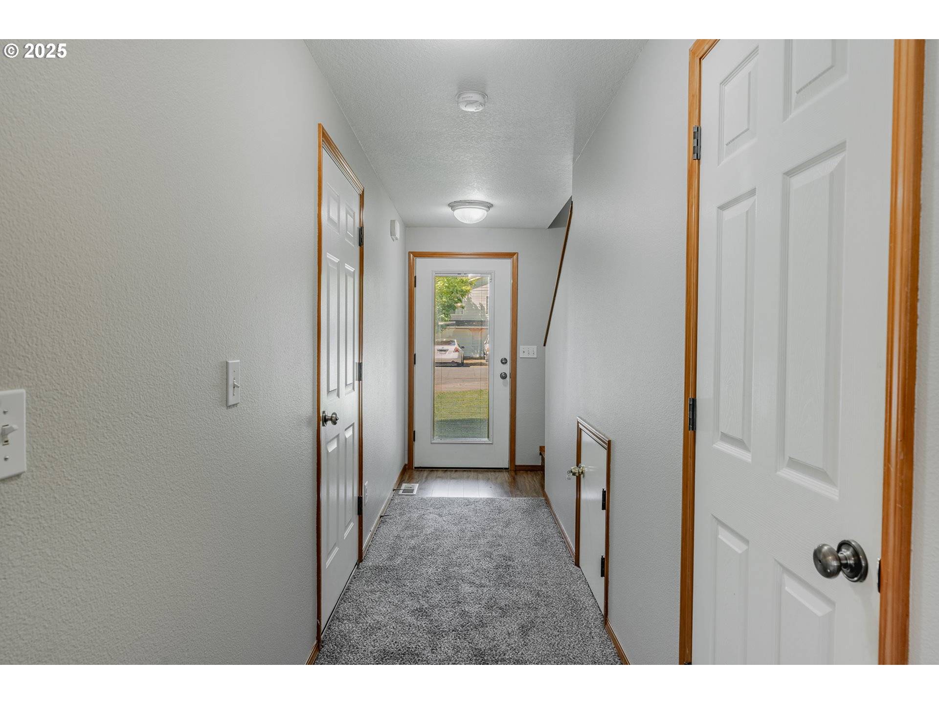 Portland, OR 97233,408 SE 143RD AVE
