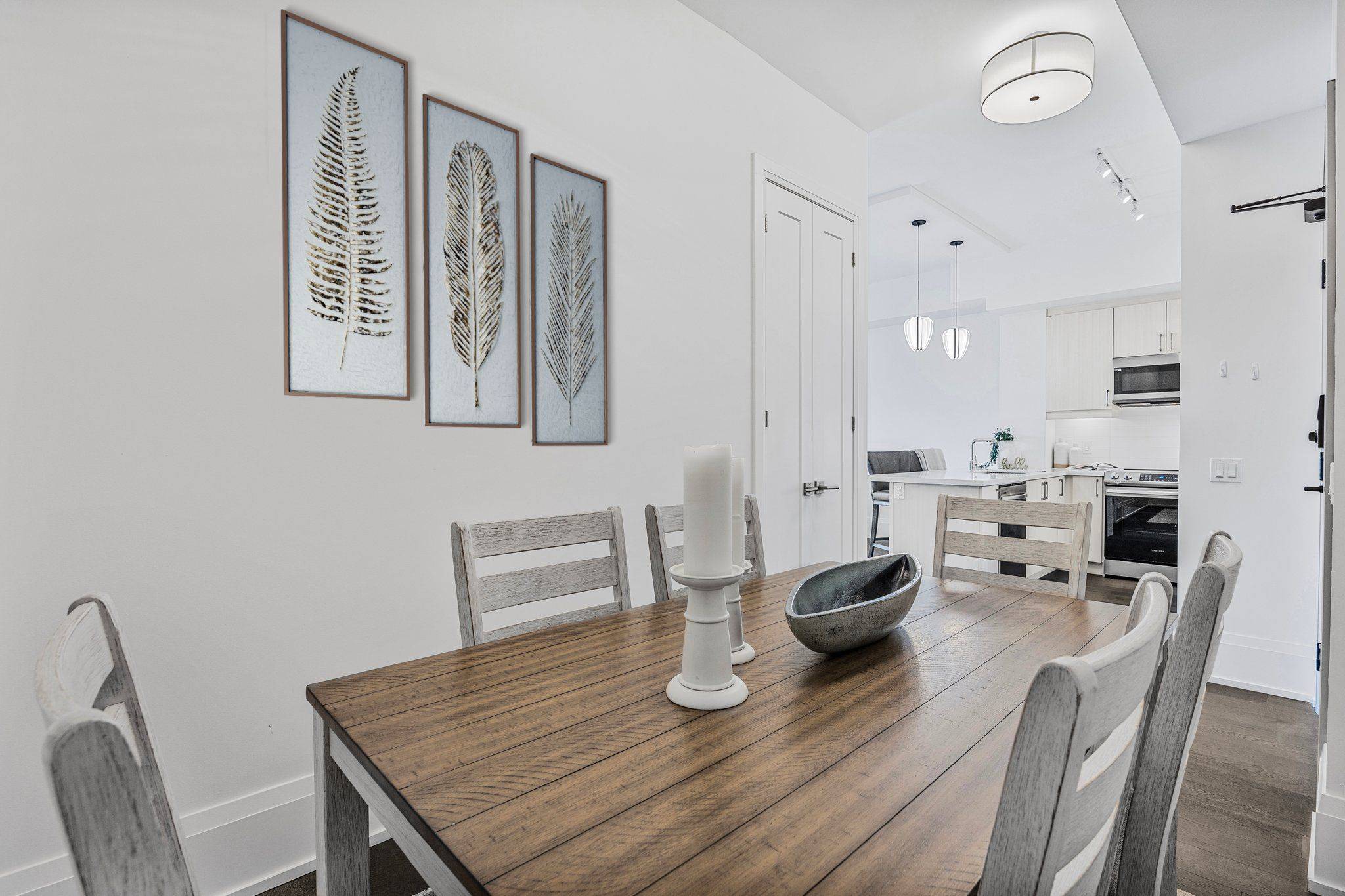 Collingwood, ON L9Y 0X3,1 Hume ST #509