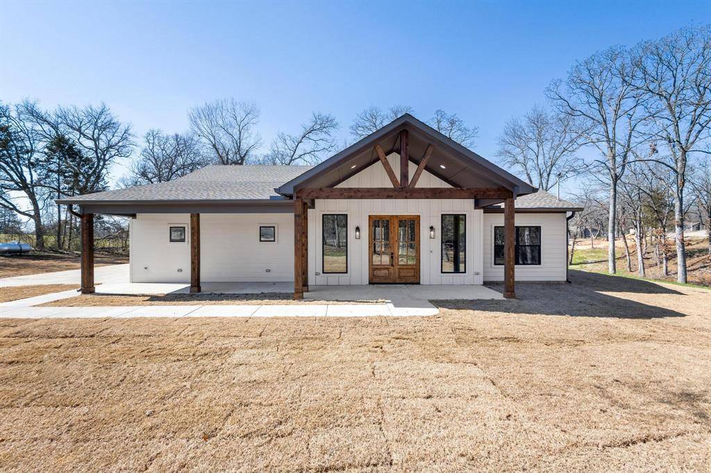 Denison, TX 75021,1513 Desvoignes Road