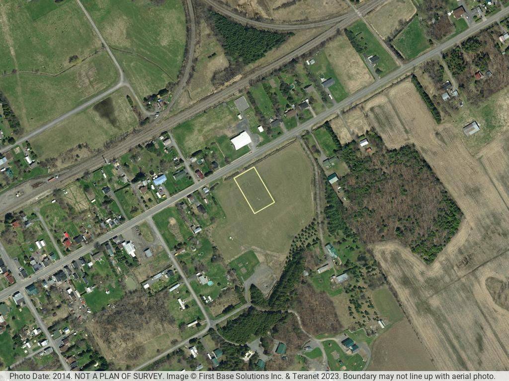 North Glengarry, ON K0B 1H0,22010 COUNTY 10 RD
