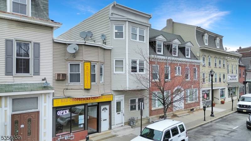 Phillipsburg Town, NJ 08865,377 S Main St #1