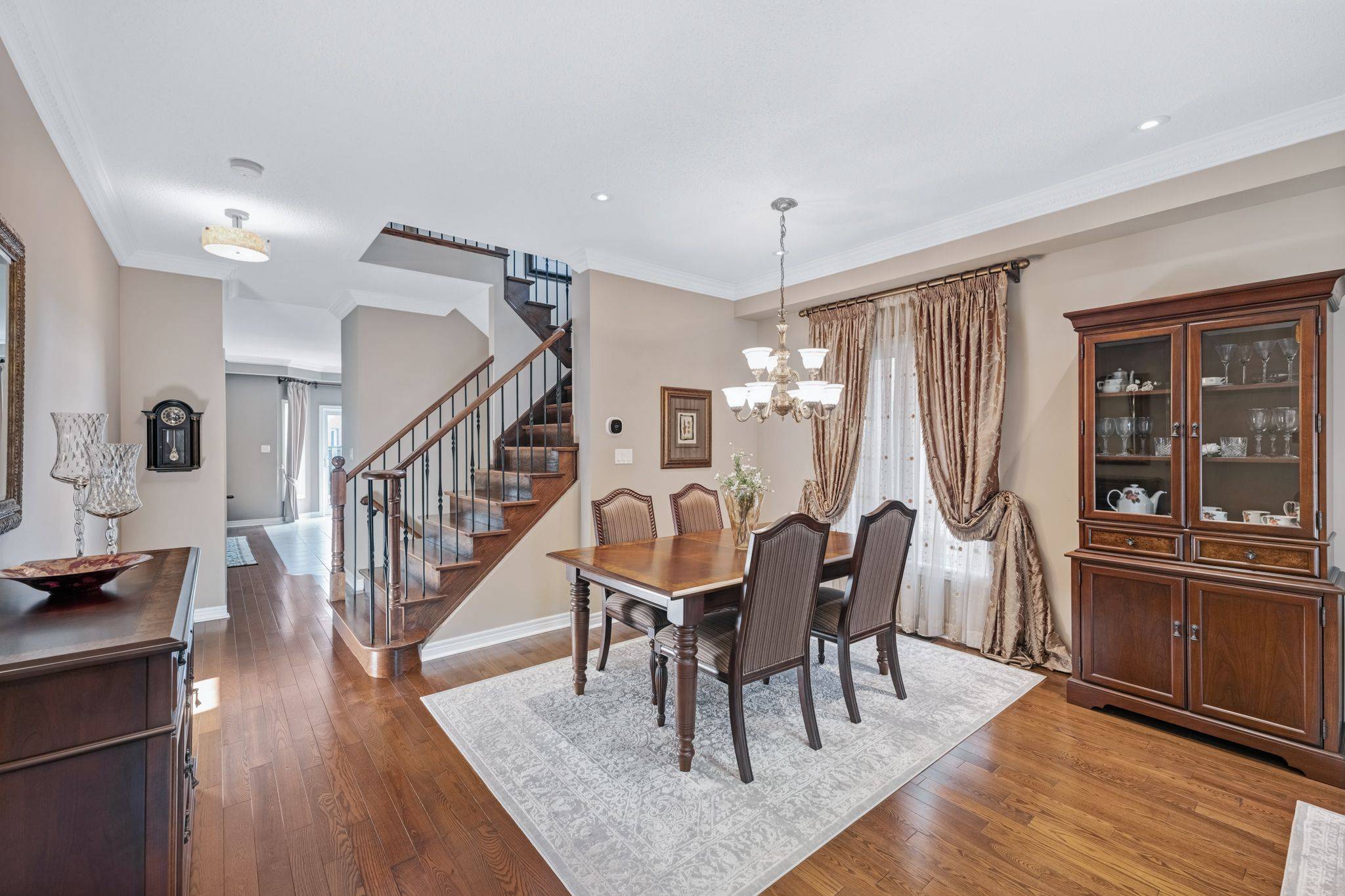 Vaughan, ON L4H 3K3,91 Capera DR