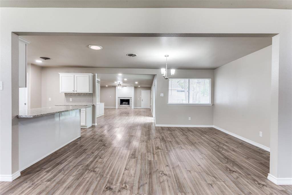 Fort Worth, TX 76133,5229 Rutland Avenue