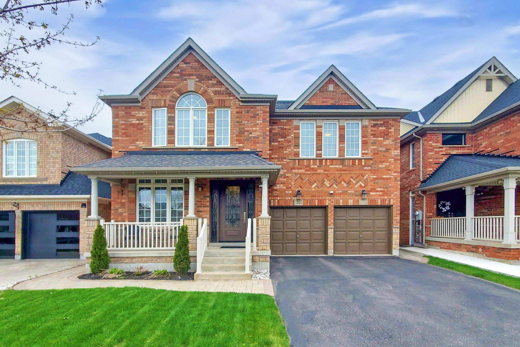 Brampton, ON L7A 0J6,22 Tawnberry CIR
