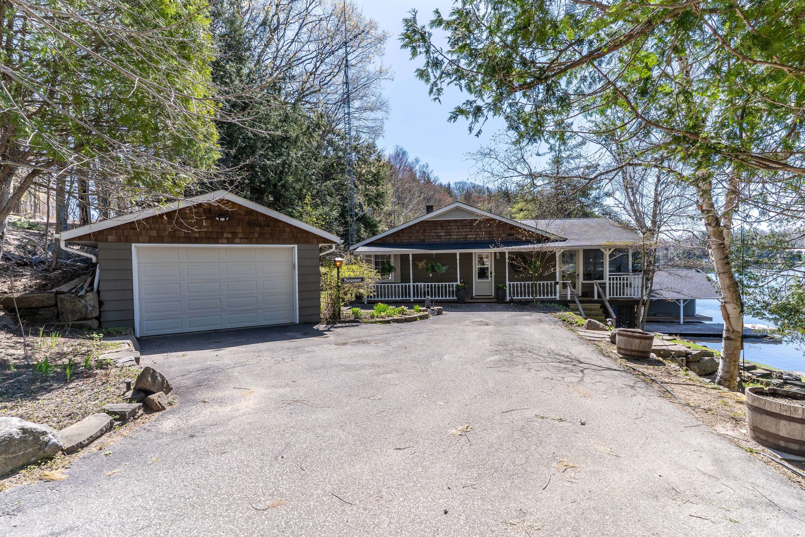 Muskoka Lakes, ON P0B 1J0,1027 Old Bridge RD #4