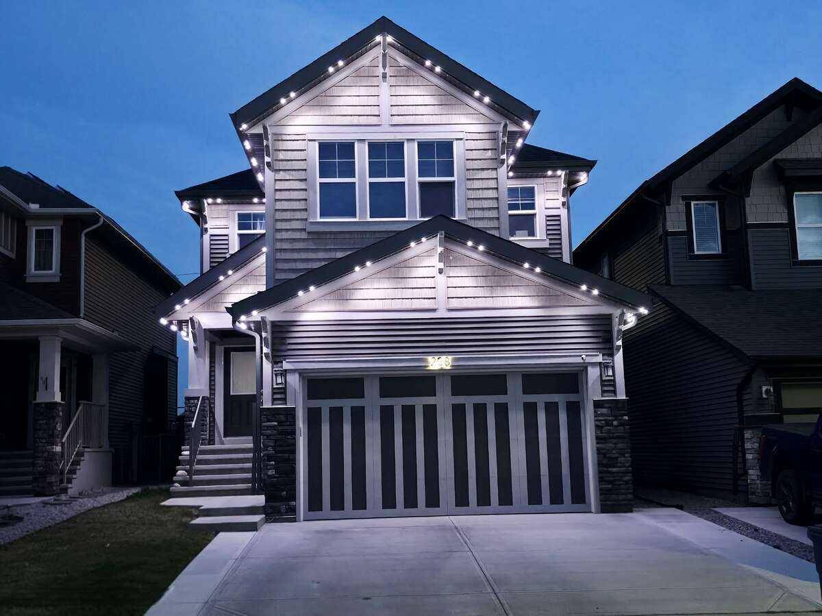 Airdrie, AB T4A 0X7,238 Kingfisher CRES SE