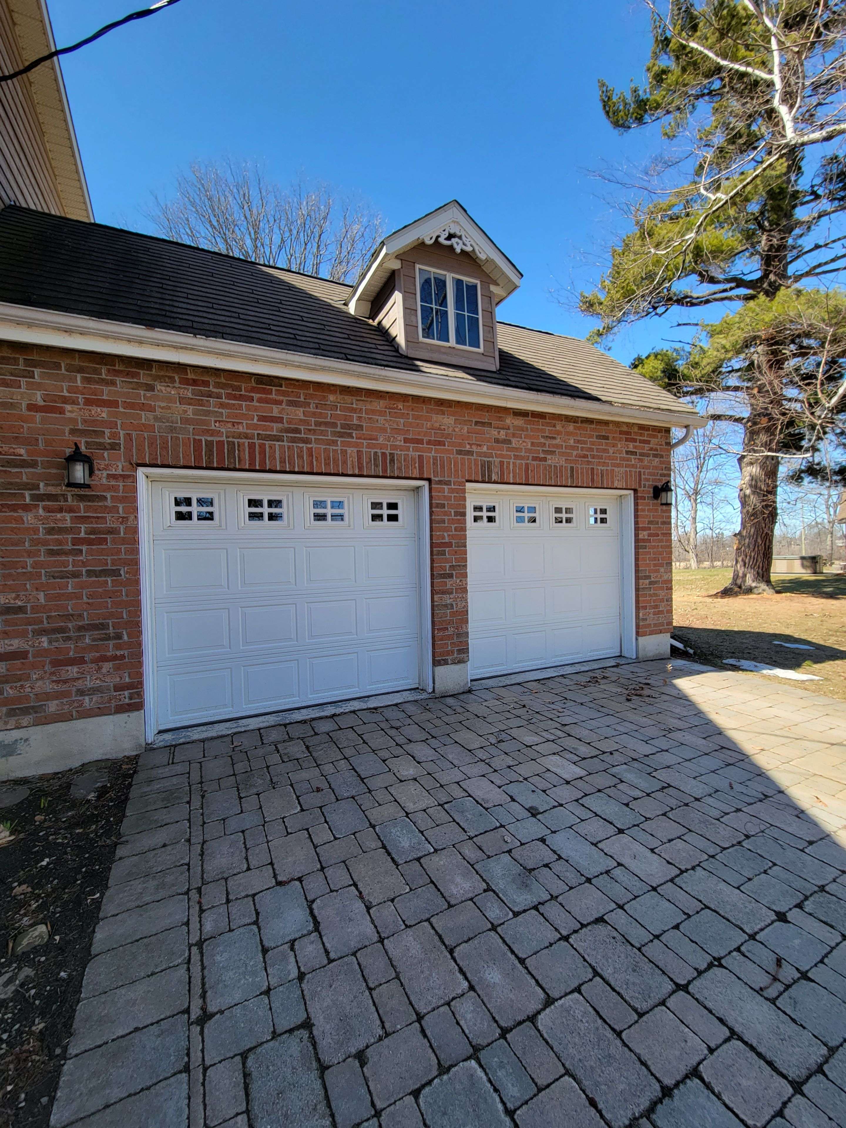 Brampton, ON L6V 3N2,7940 Churchville RD W