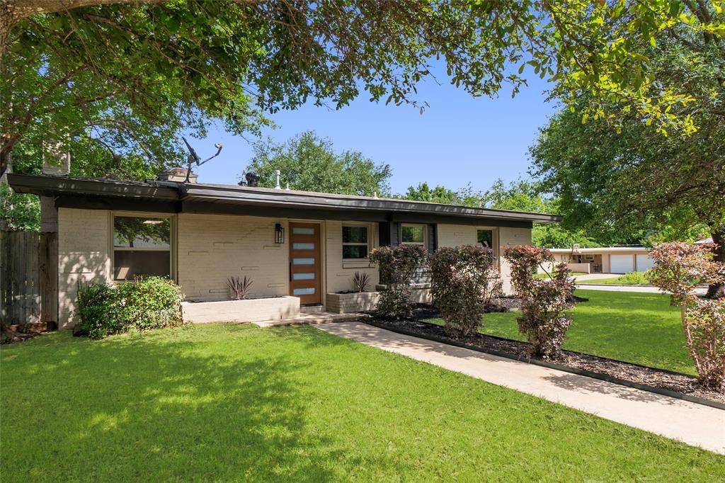 Fort Worth, TX 76116,4009 Cartist Drive