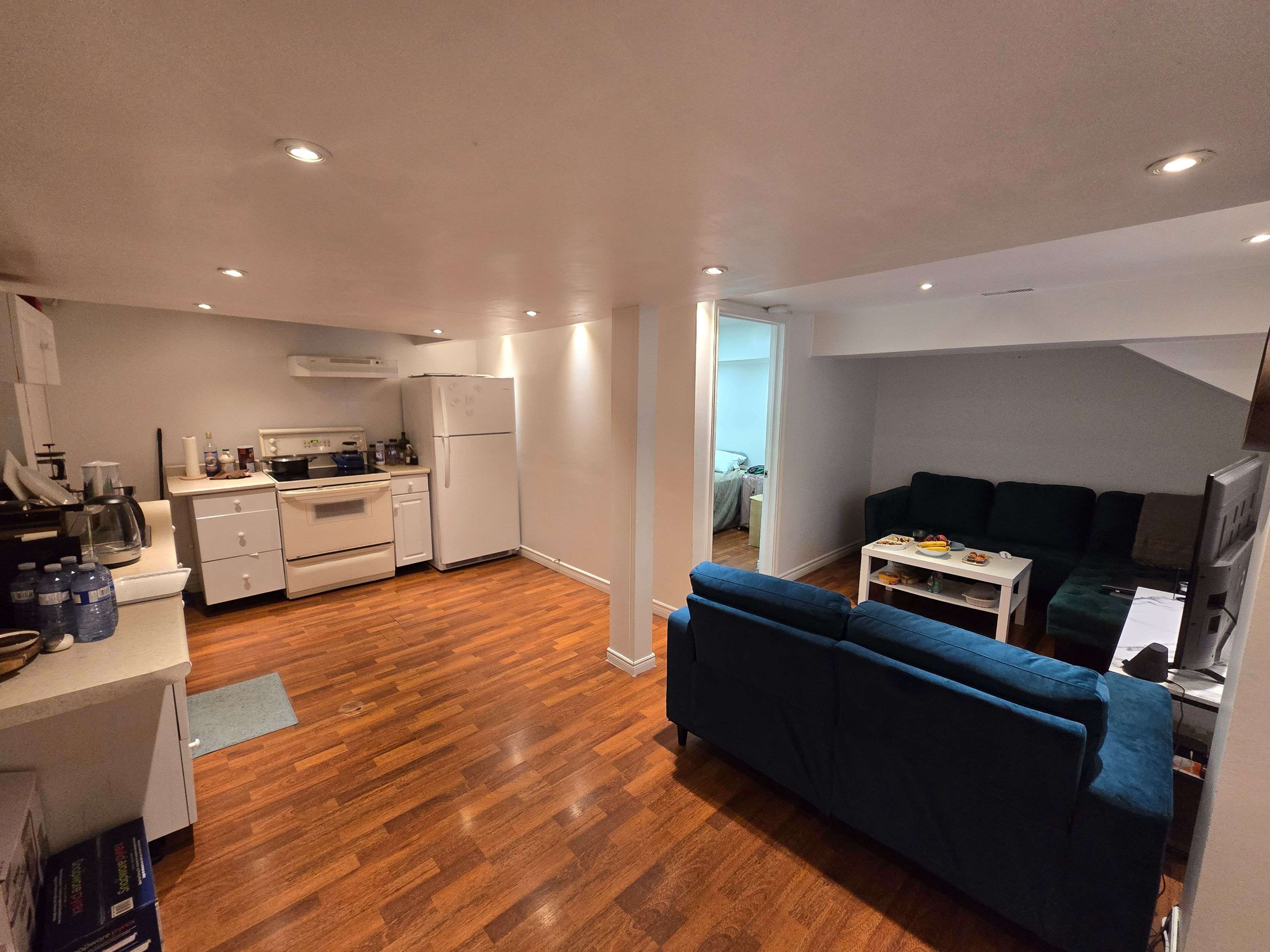 Toronto C07, ON M2N 1L4,293 Bogert AVE