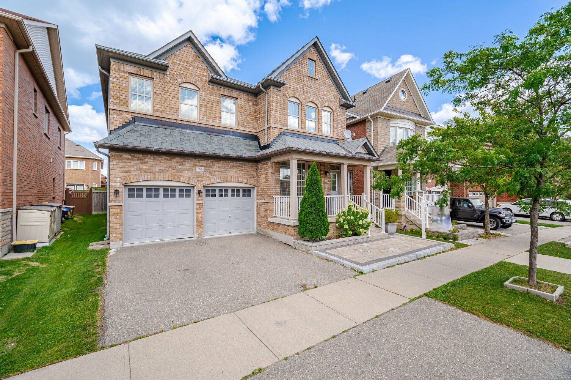 Milton, ON L9T 6Z8,265 Scott BLVD