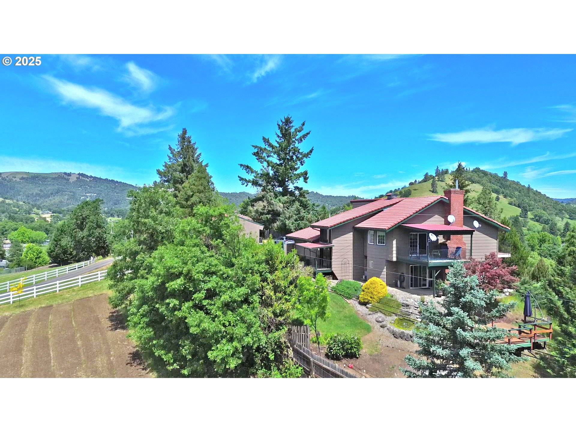 Roseburg, OR 97471,286 JONNI LN