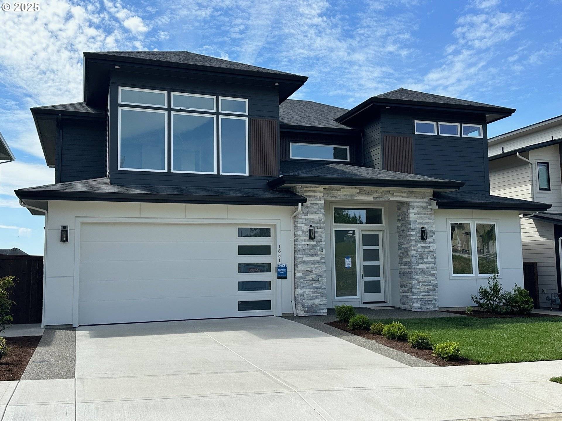 Camas, WA 98607,1651 NW GOODWIN ST