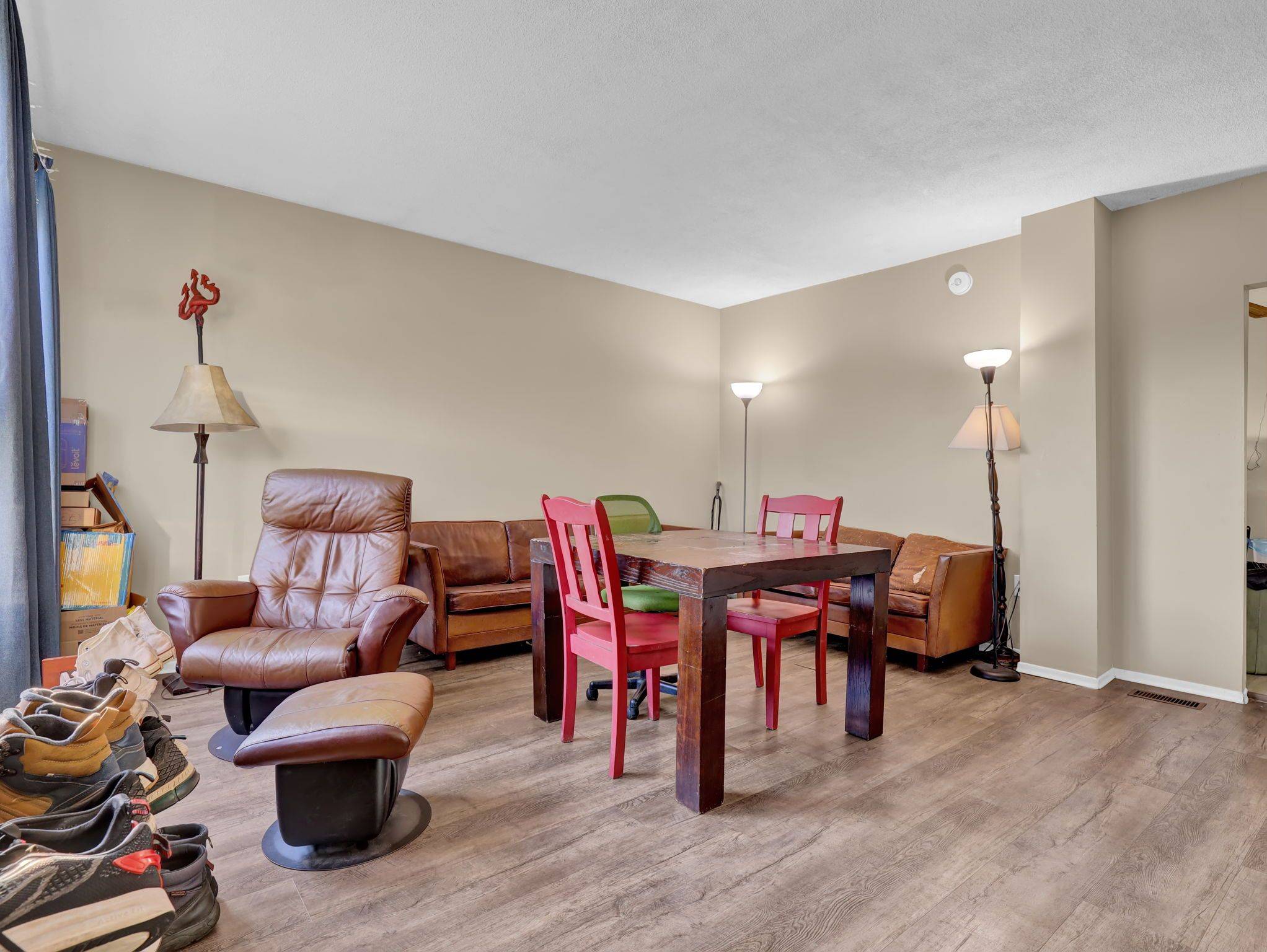 London East, ON N5V 1Y7,1660 Hansuld ST