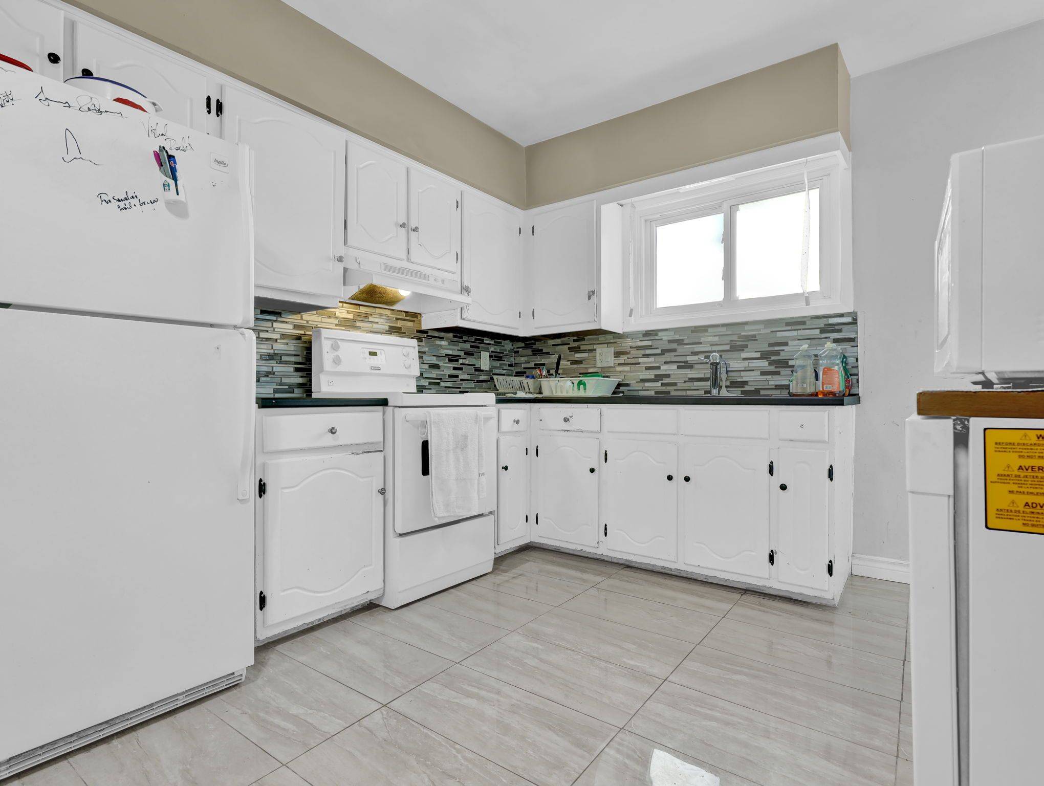 London East, ON N5V 1Y7,1660 Hansuld ST