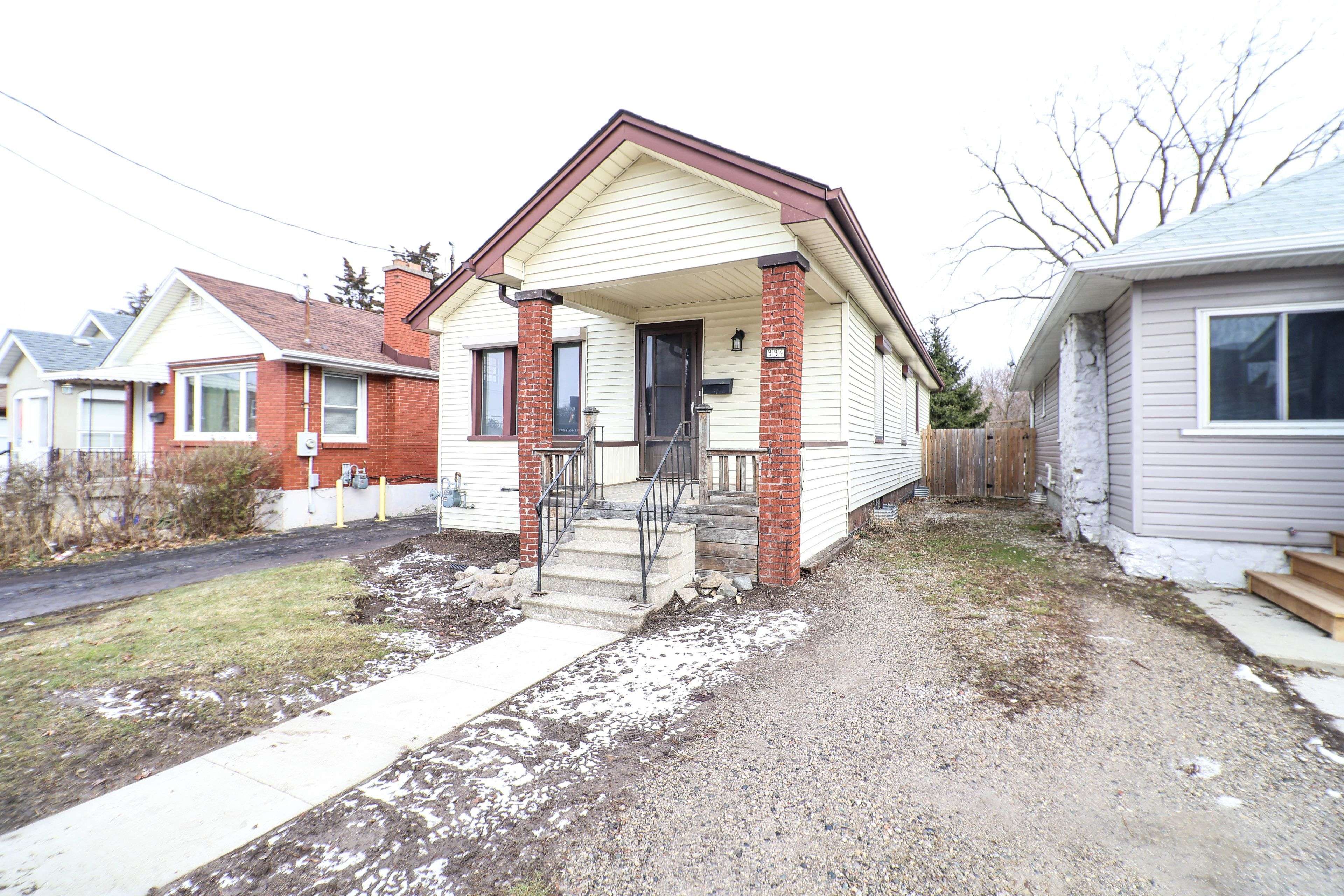 London South, ON N6J 2L8,334 Wharncliffe RD S