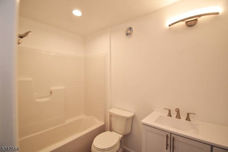 Sussex Boro, NJ 07461,14 Newton Ave