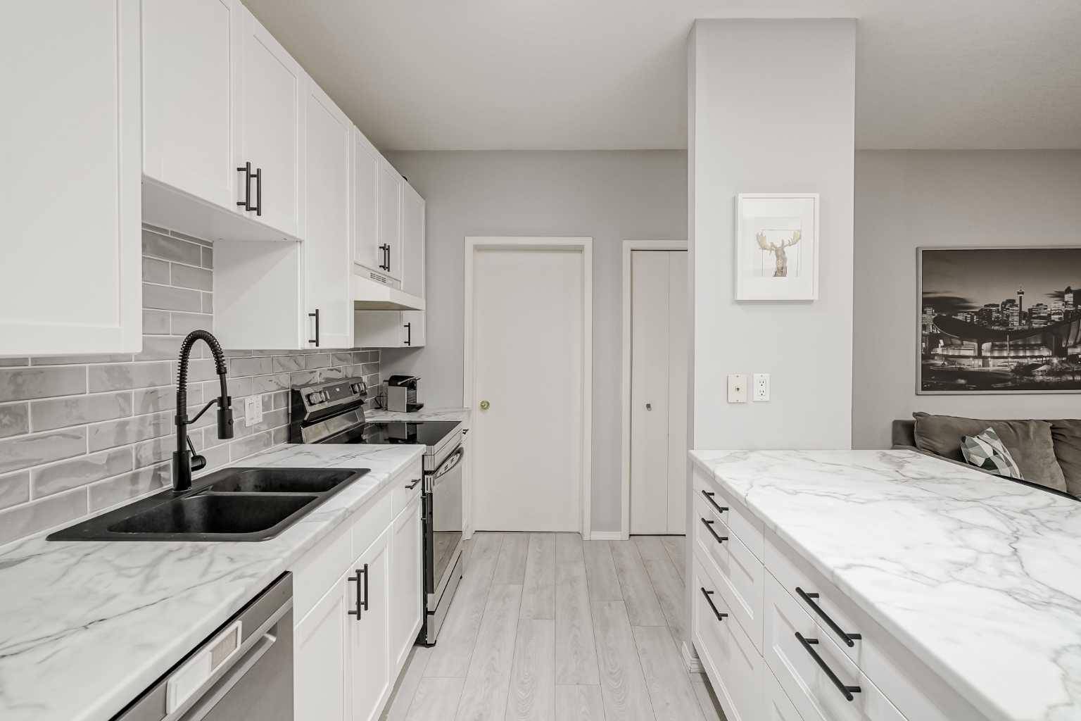 Calgary, AB T2R1R1,1410 2 ST SW #113