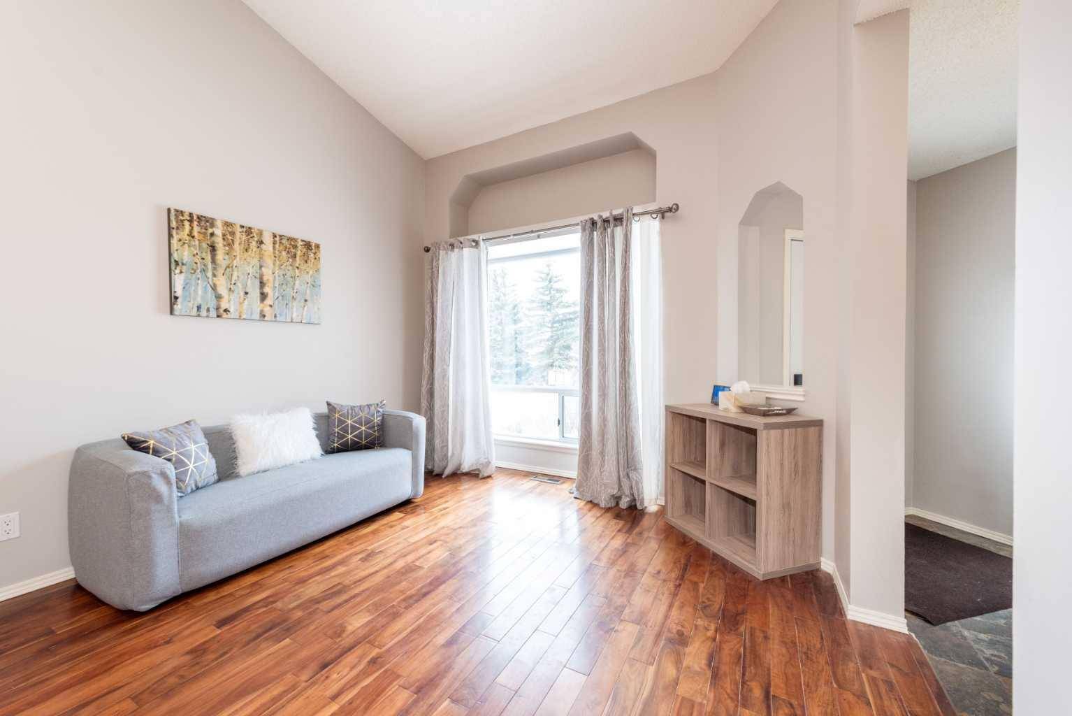 Calgary, AB T3G 3Z1,129 Arbour Ridge HTS NW