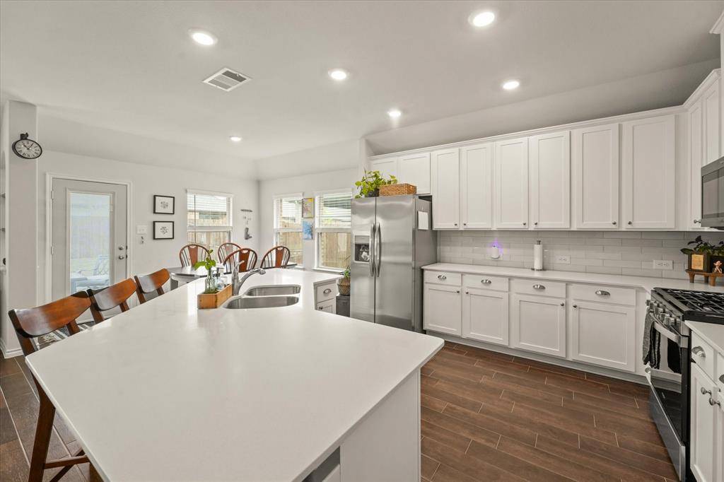 Aubrey, TX 76227,10423 Twisting Springs Drive