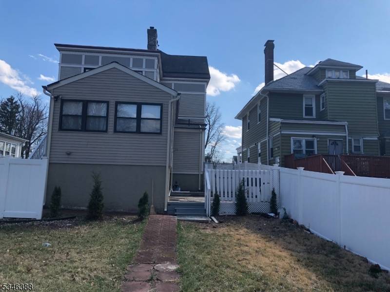 Roselle Boro, NJ 07203,150 W 5Th Ave