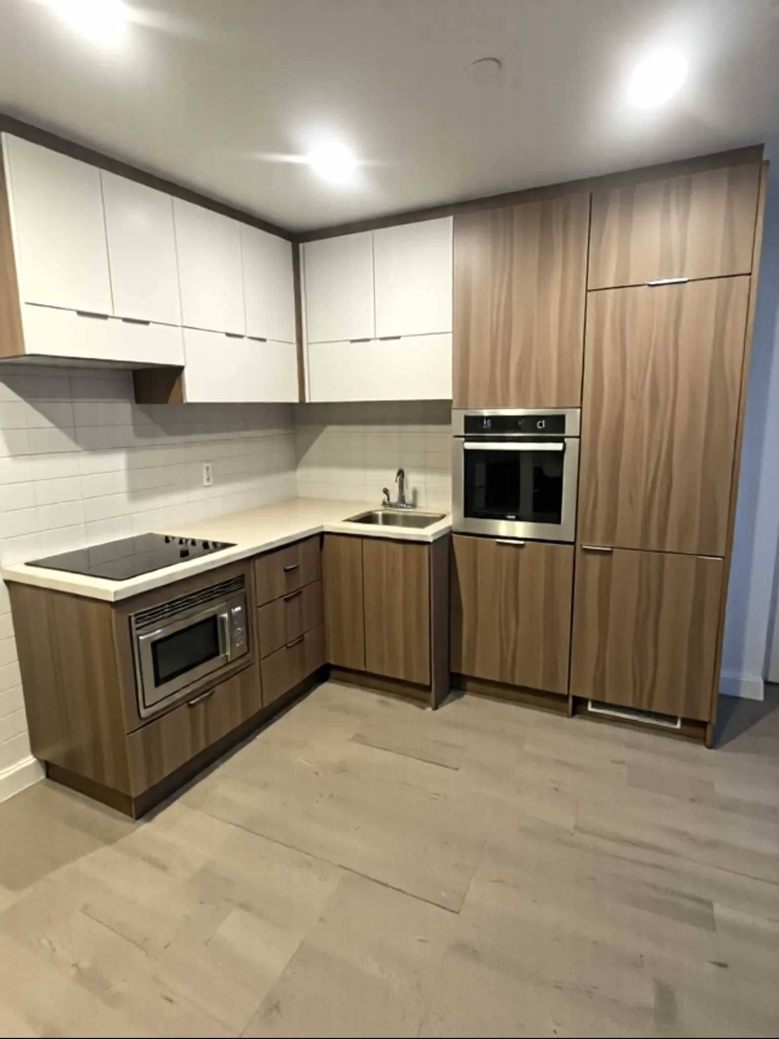 Toronto C10, ON M4P 0G1,39 Roehampton AVE #3507