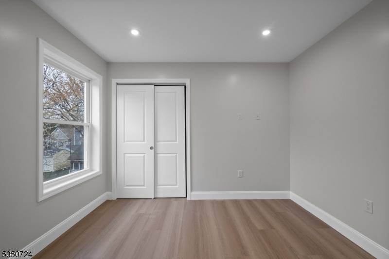 Linden City, NJ 07036,525 E Price St unit 2 #2