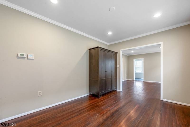 Elizabeth City, NJ 07201,1044 Fanny St