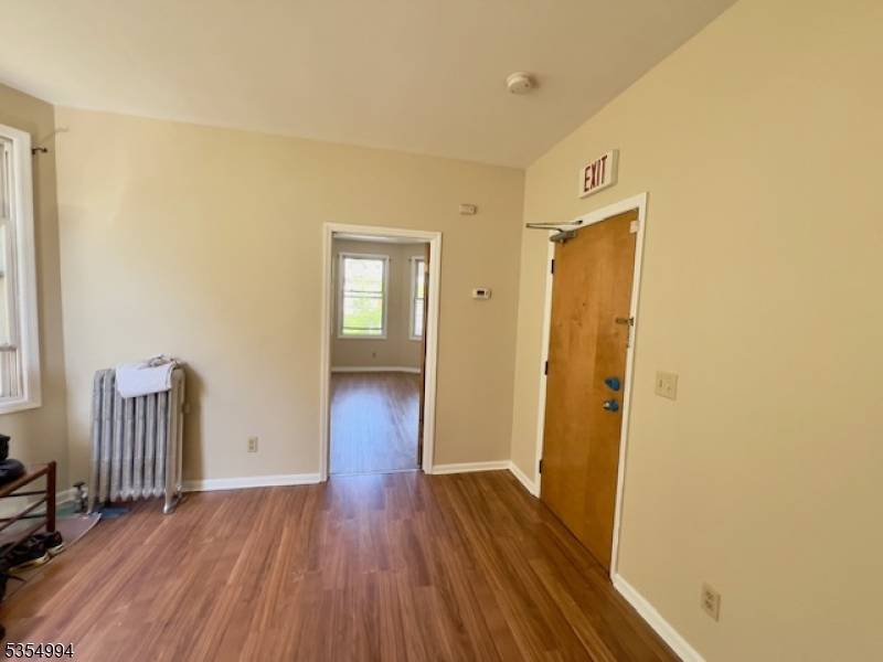 Elizabeth City, NJ 07201,531 Monroe Ave