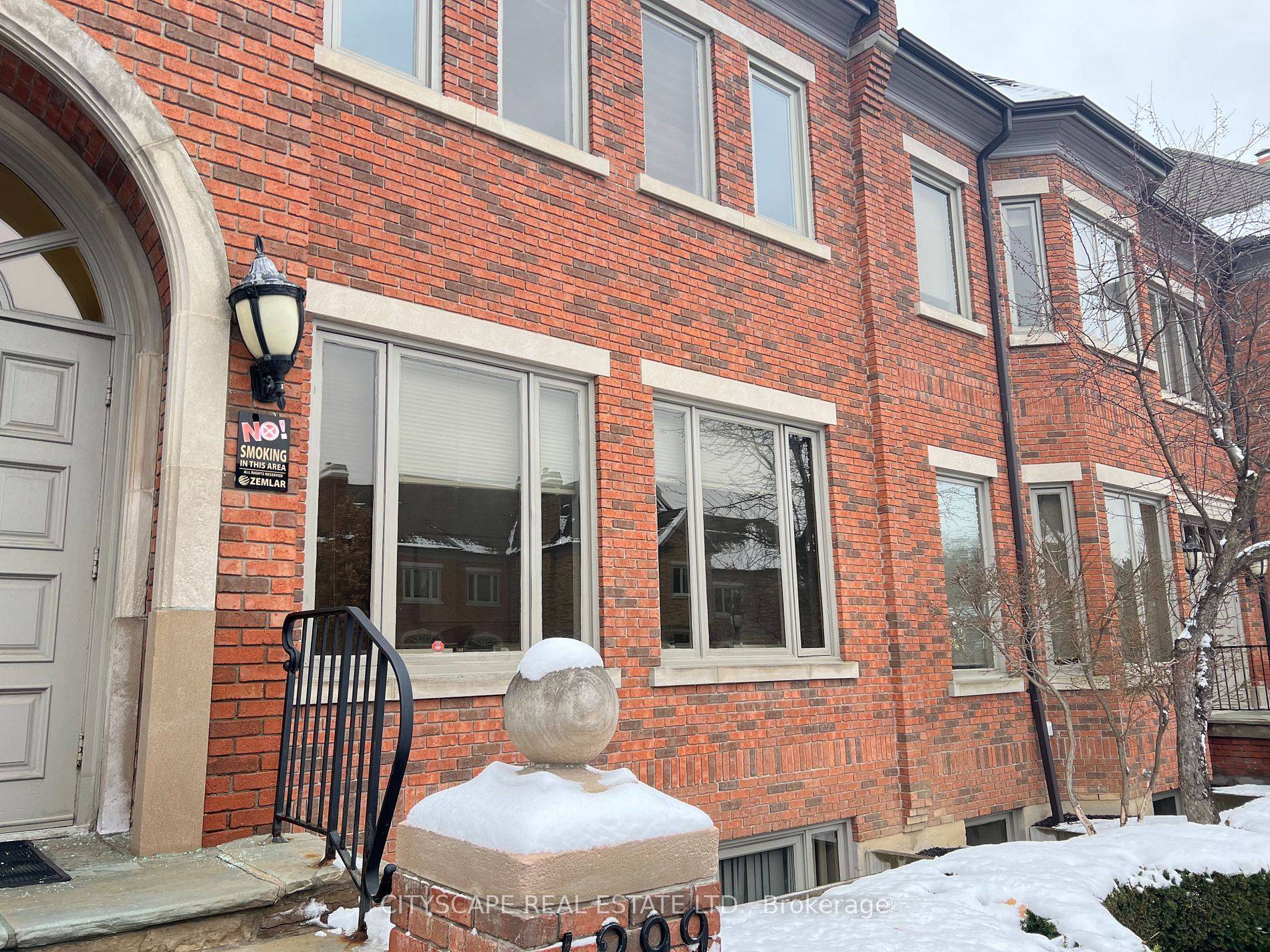 Mississauga, ON L4Z 1S2,4299 Village Centre N/A