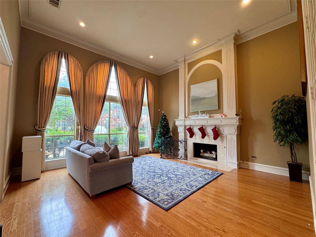 Plano, TX 75025,3912 sagamore hill Court