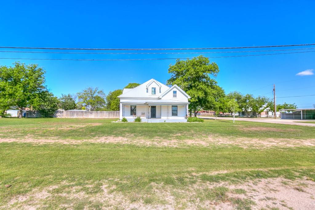 Sterling City, TX 76951,511 Elm St