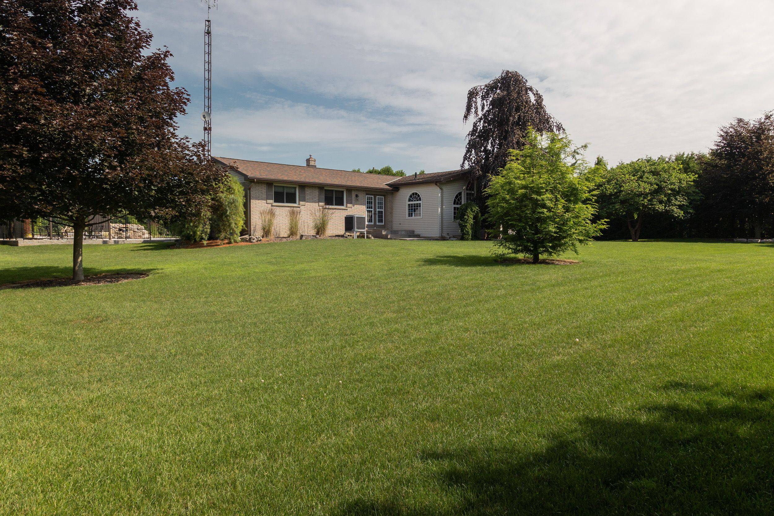Norfolk, ON N3Y 4K1,1409 Charlotteville Rd. 5 N/A