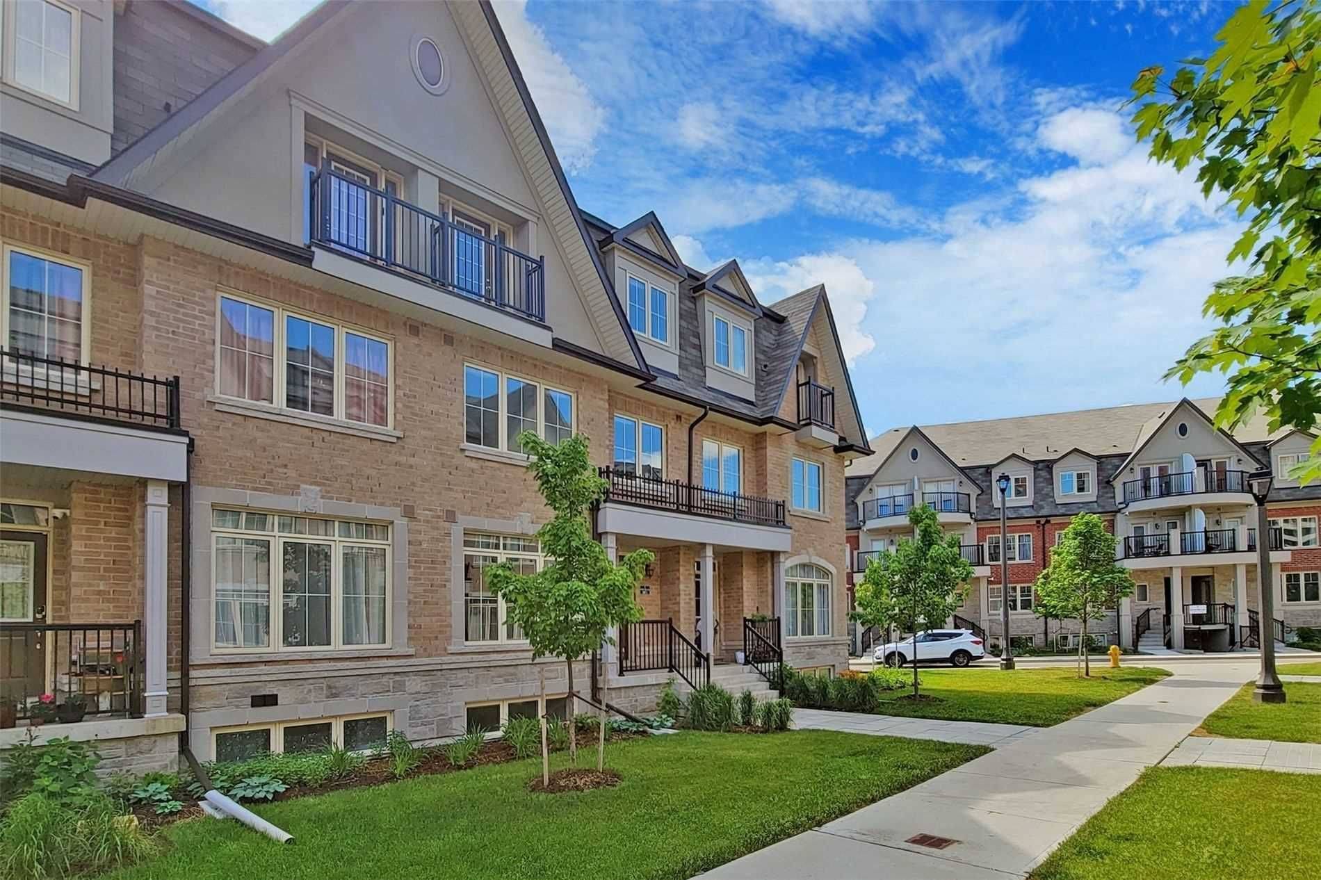 Toronto E05, ON M1W 0A5,4 Eaton Park LN #2