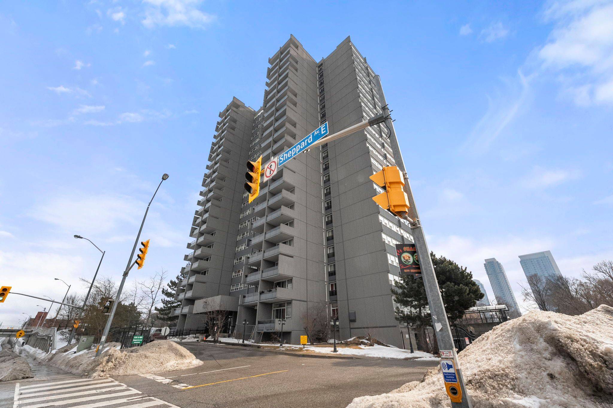 Toronto E07, ON M1S 3H2,4091 Sheppard AVE E #605