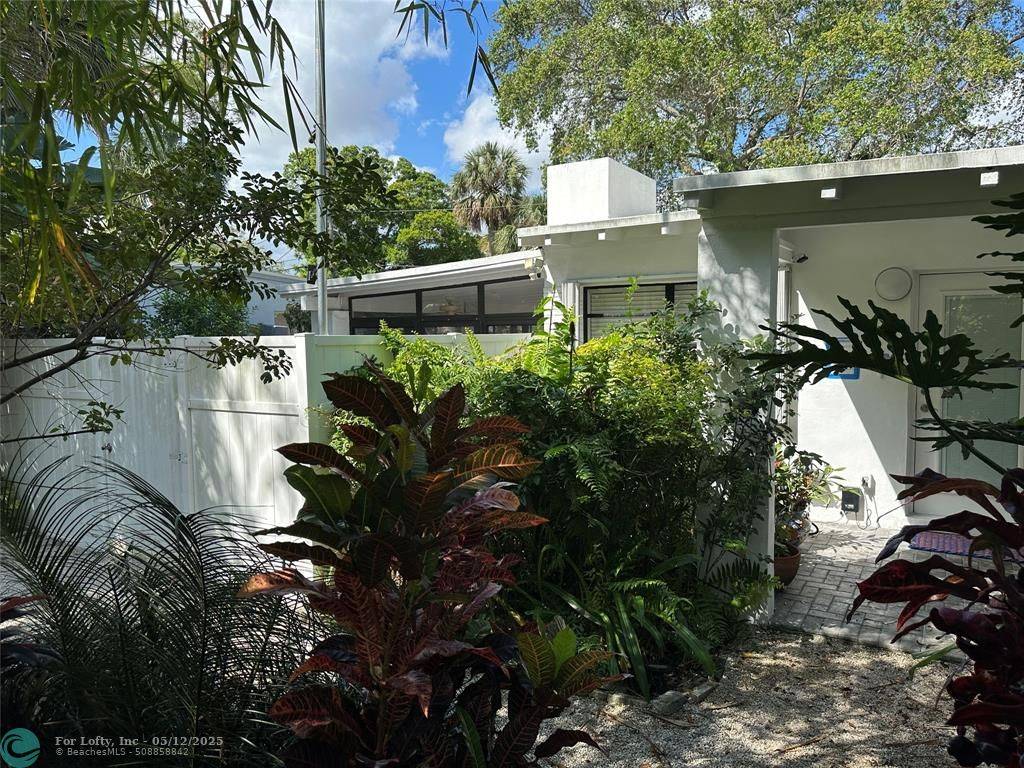 Fort Lauderdale, FL 33312,1601 SW 12th Ct