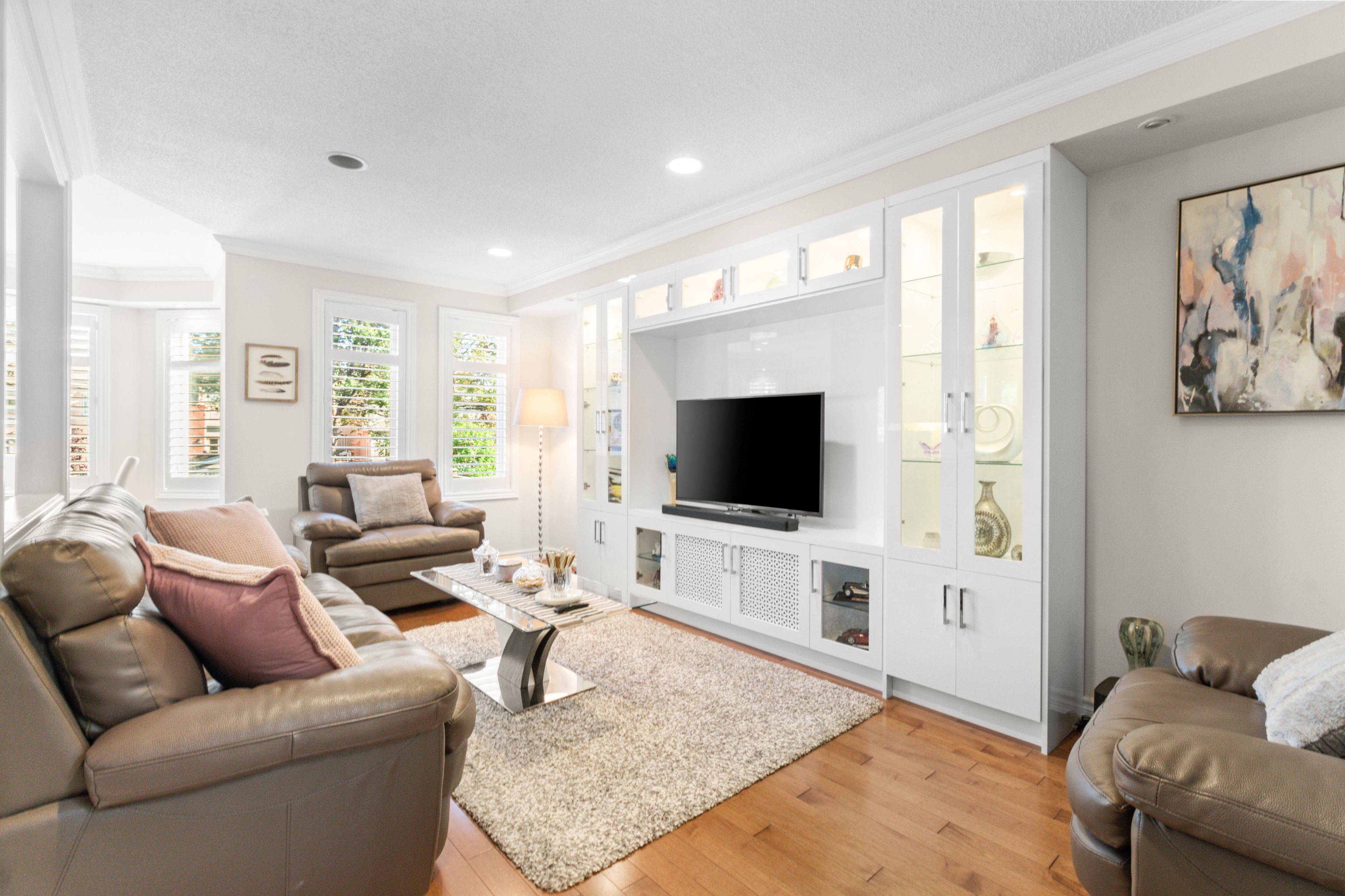 Toronto C14, ON M2N 4M7,183 Holmes AVE