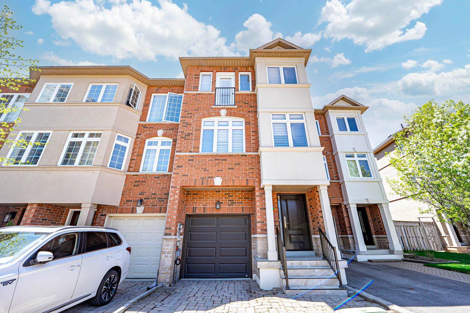 Mississauga, ON L4W 1M6,4222 Dixie RD #76