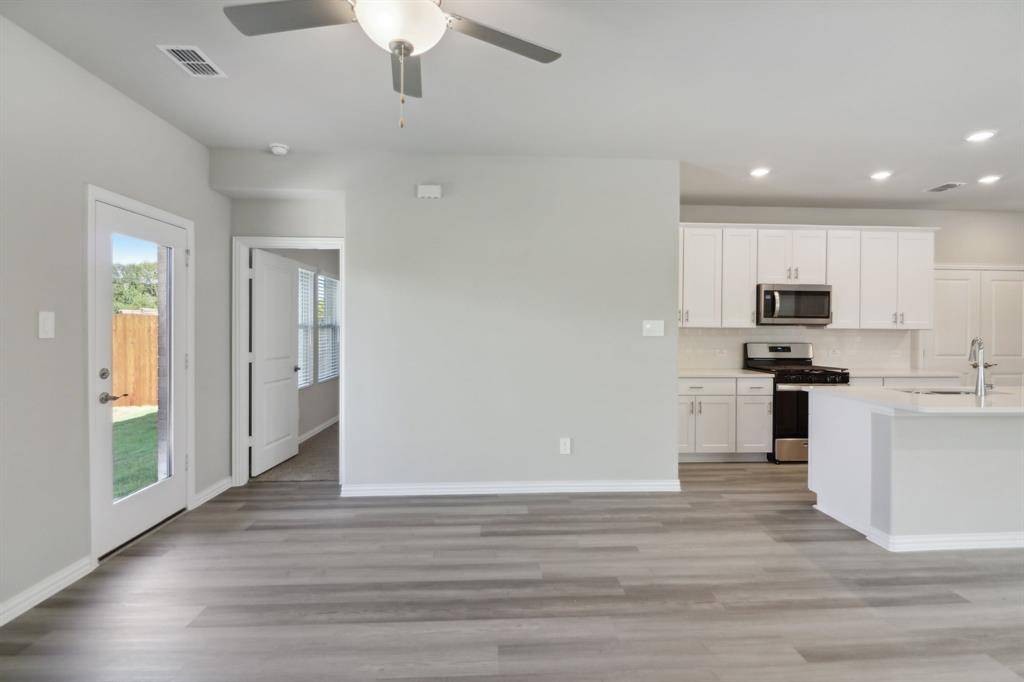 Mckinney, TX 75069,512 Willet Drive