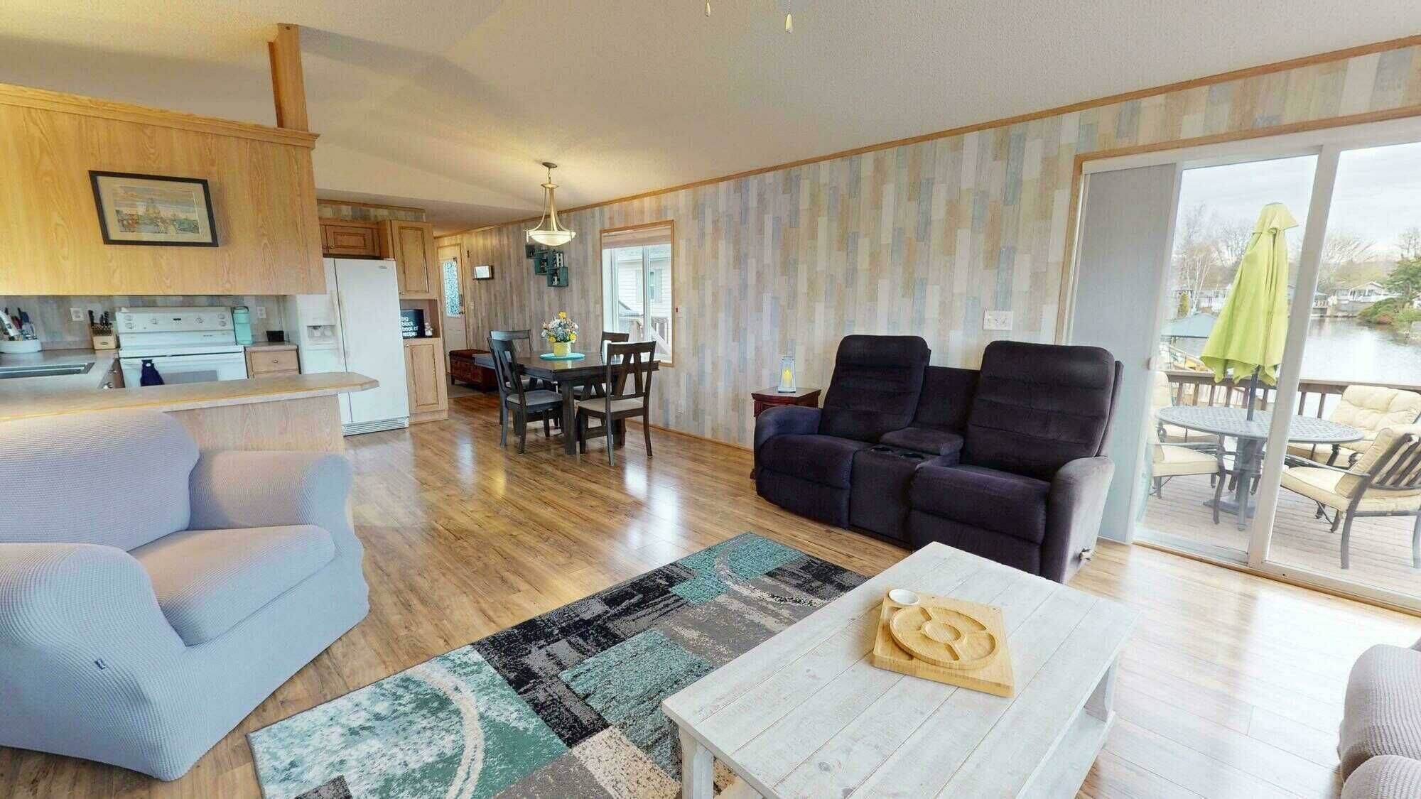 Puslinch, ON N1H 6H9,24 Jasper HTS