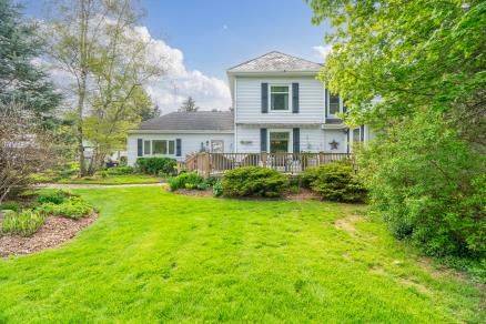 Middlesex Centre, ON N6P 1P3,9907 Littlewood DR