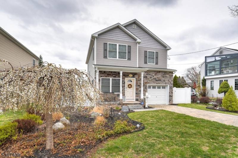 Manville Boro, NJ 08835,1107 Green St