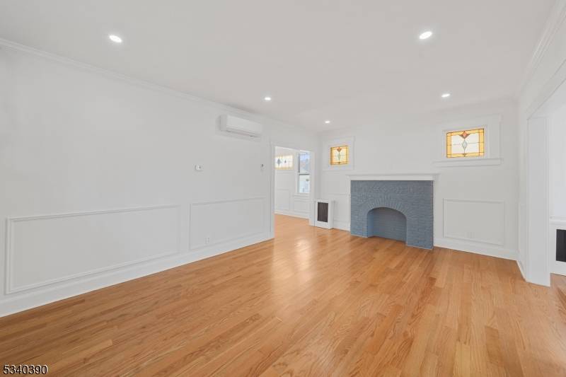 Hillside Twp., NJ 07205,552 Tillman St