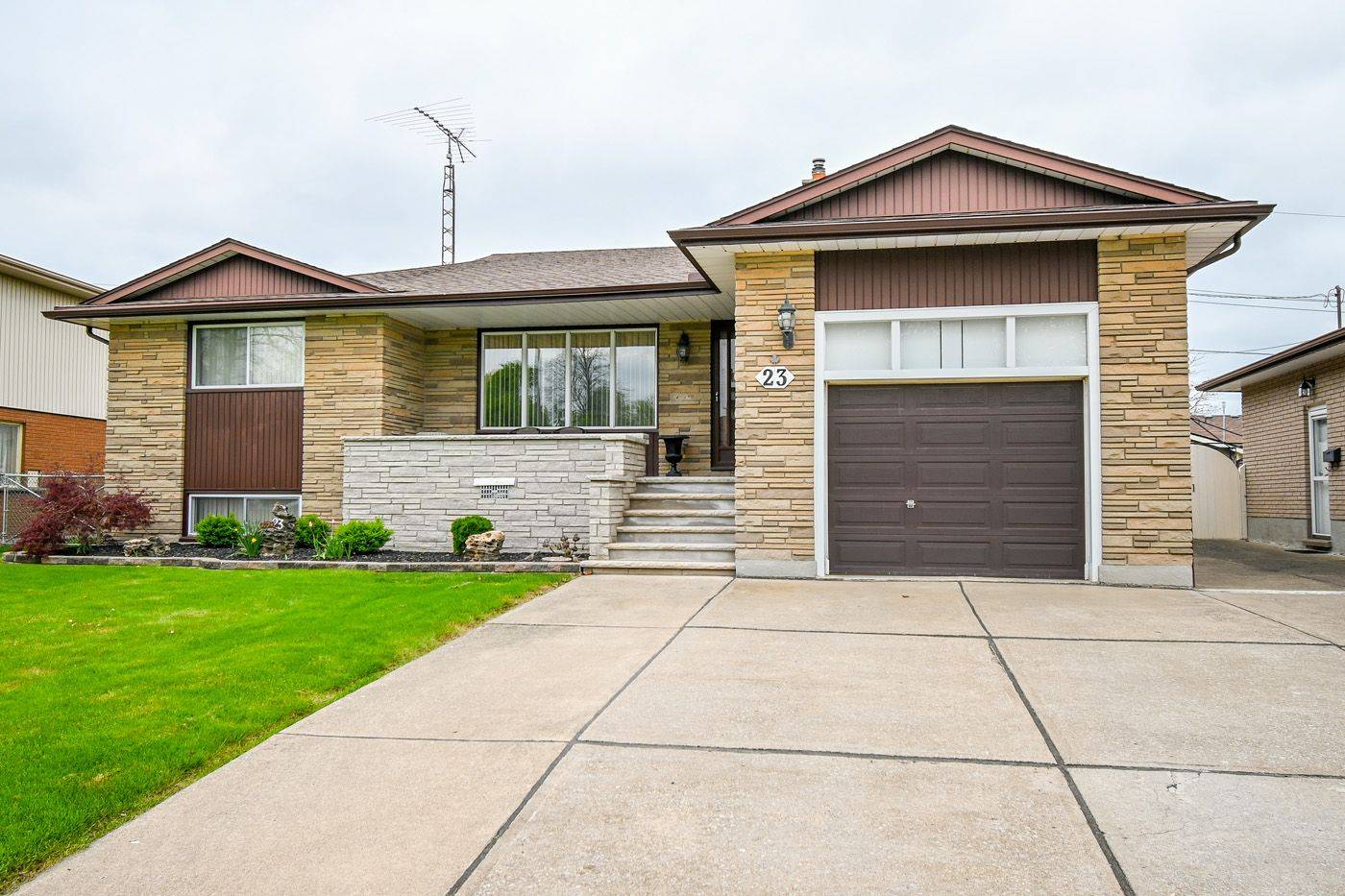 Welland, ON L3B 1E6,23 Eastdale CRES