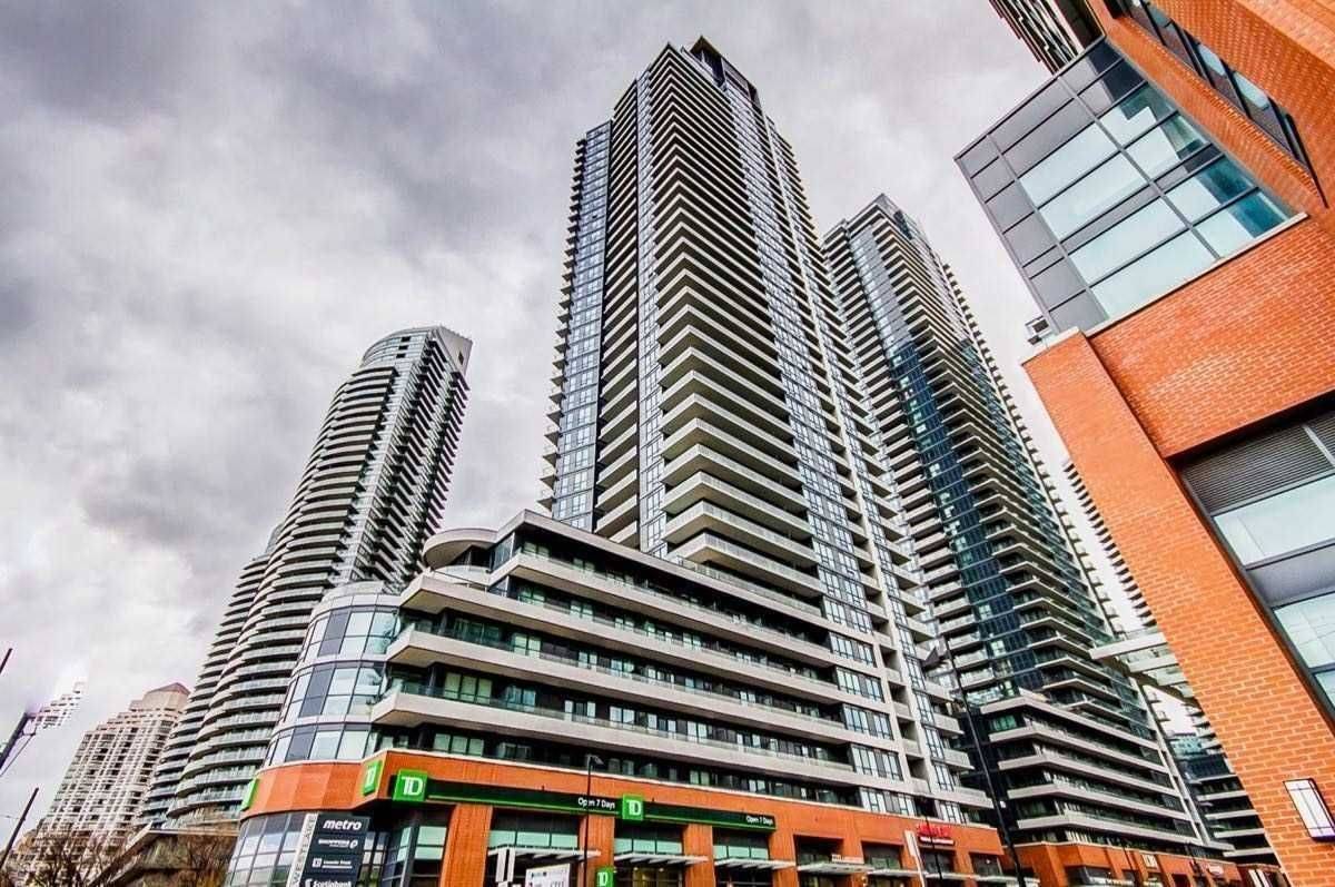 Toronto W06, ON M8V 0C2,2212 Lake SHore BLVD W #2109