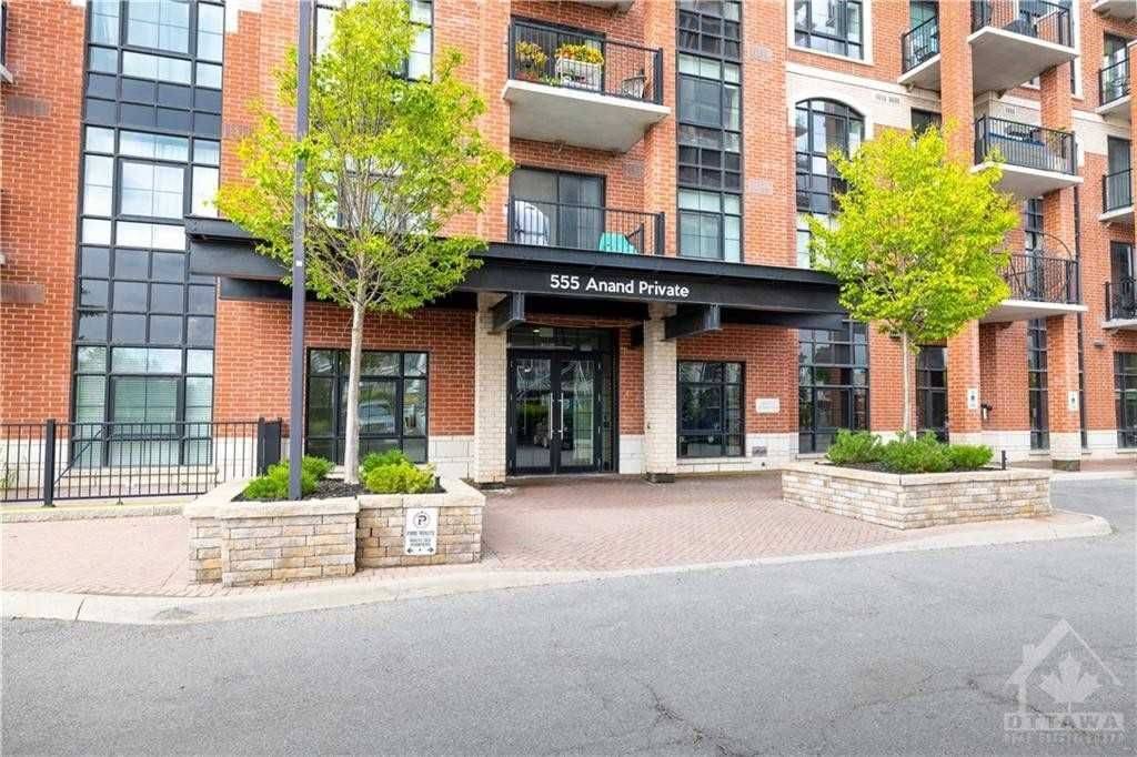 Billings Bridge - Riverside Park And Area, ON K1V 2R7,555 Anand Private #410