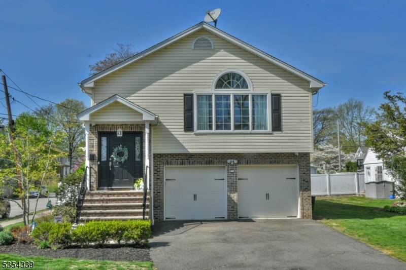 Hawthorne Boro, NJ 07506,1 Ekings Ave