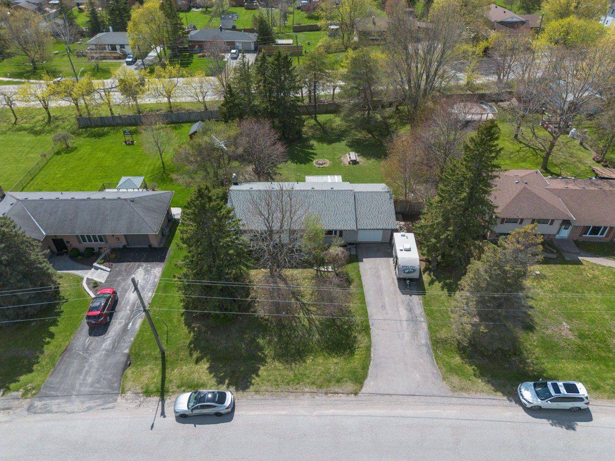 Scugog, ON L0C 1B0,14 Ianson DR