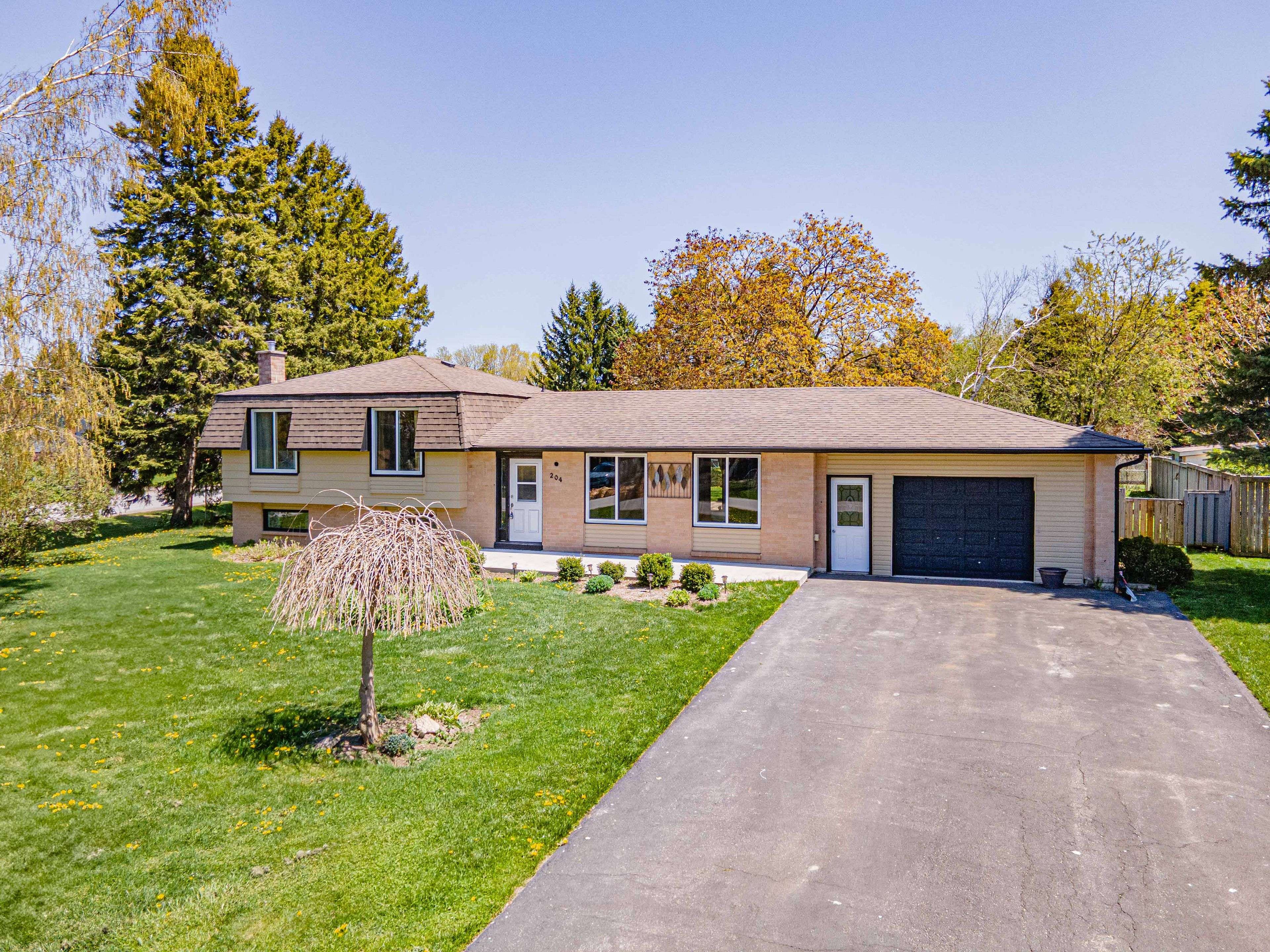 Essa, ON L0L 2N0,204 Camilla CRES