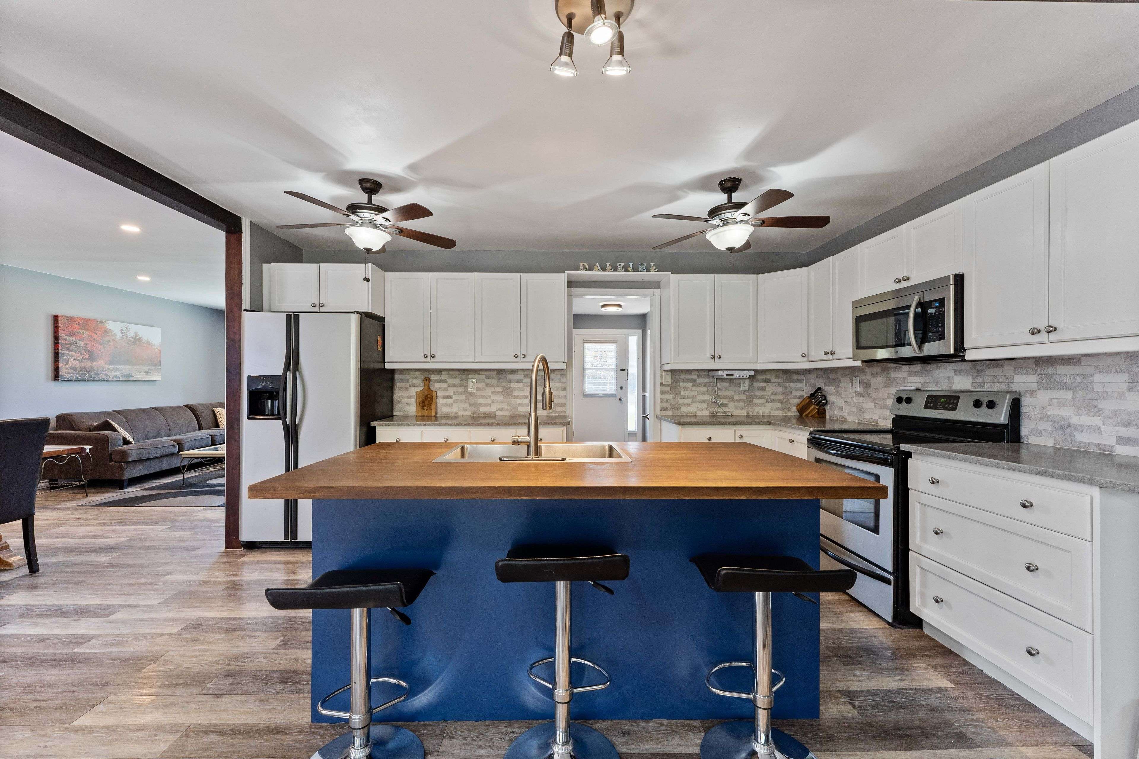 Essa, ON L0L 2N0,204 Camilla CRES