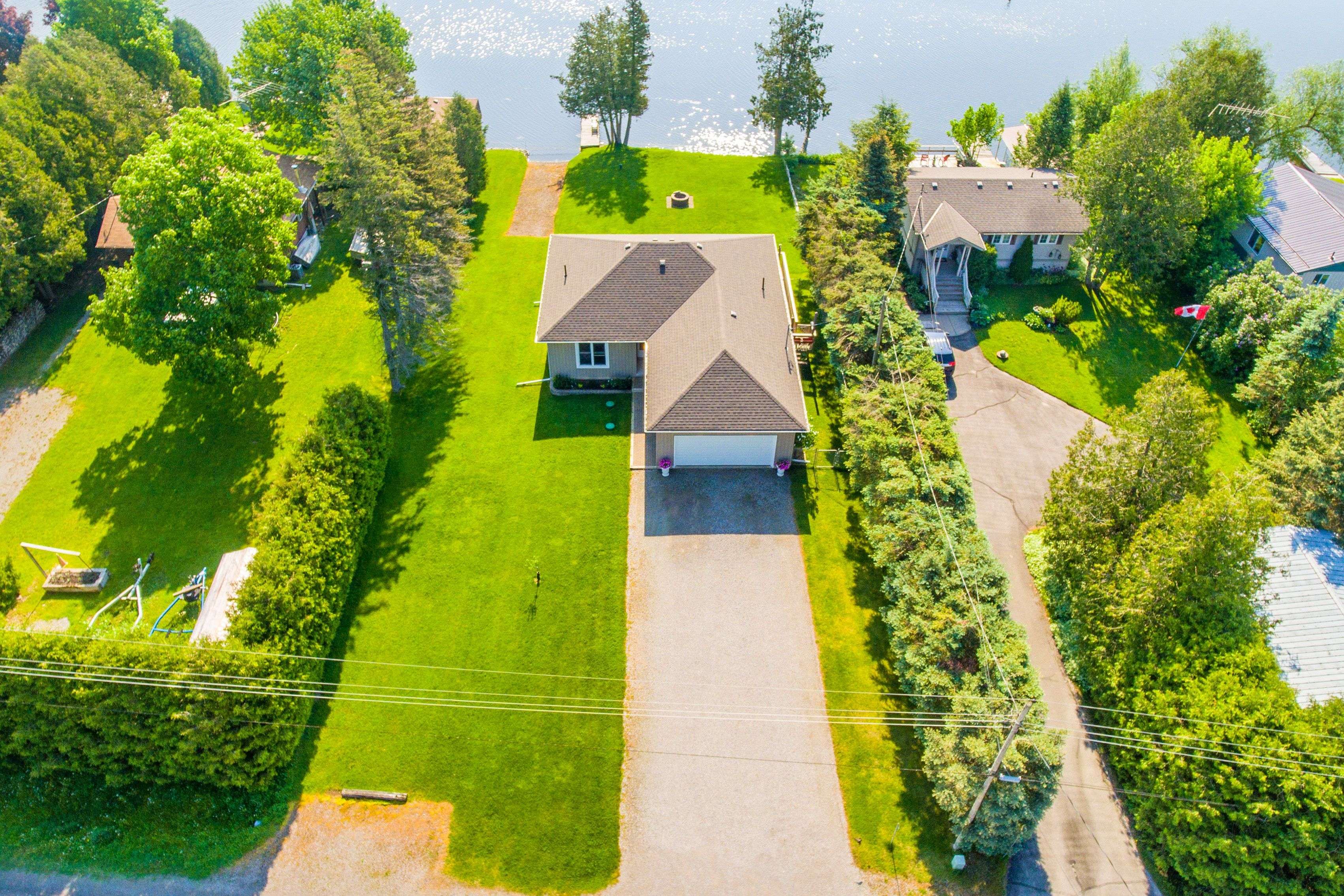 Kawartha Lakes, ON K9V 4R2,36 Riverside DR